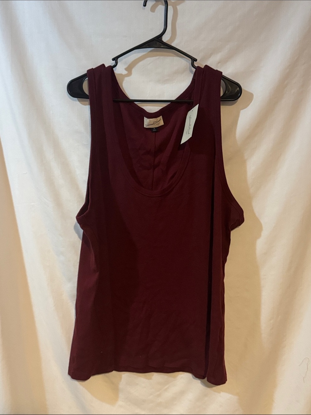 Universal Thread Women's Scoop Tank Top in Wine Red